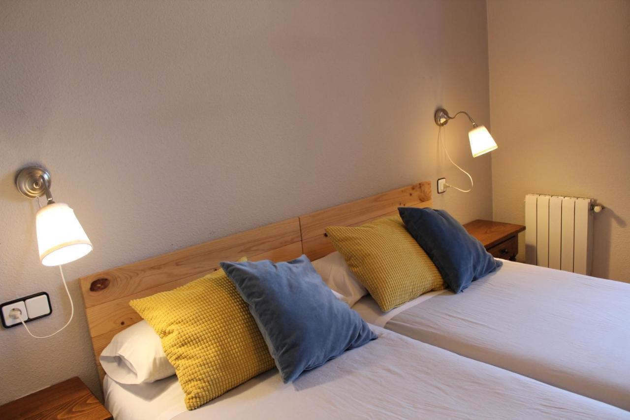 Apartamentos Los Hidalgos Santillana del Mar Exteriör bild