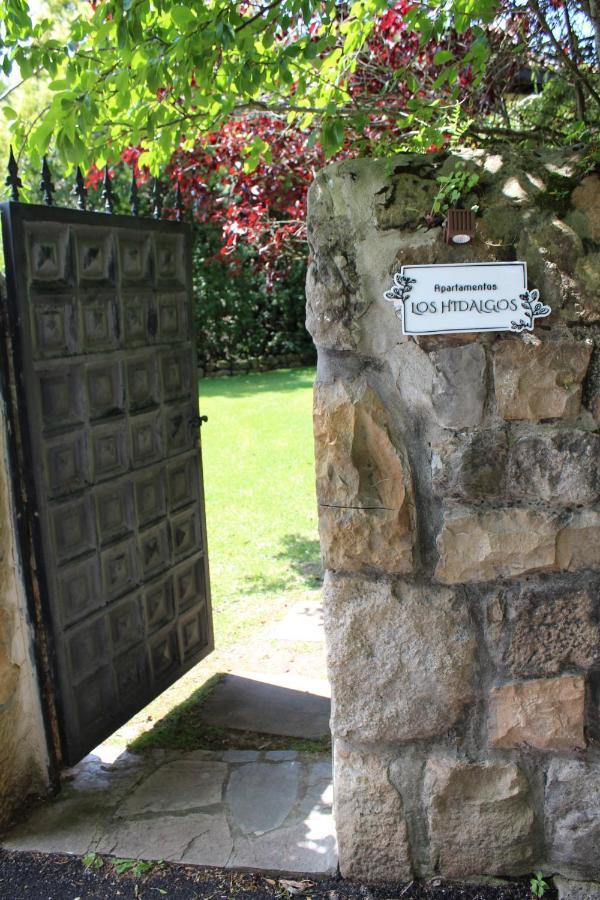 Apartamentos Los Hidalgos Santillana del Mar Exteriör bild
