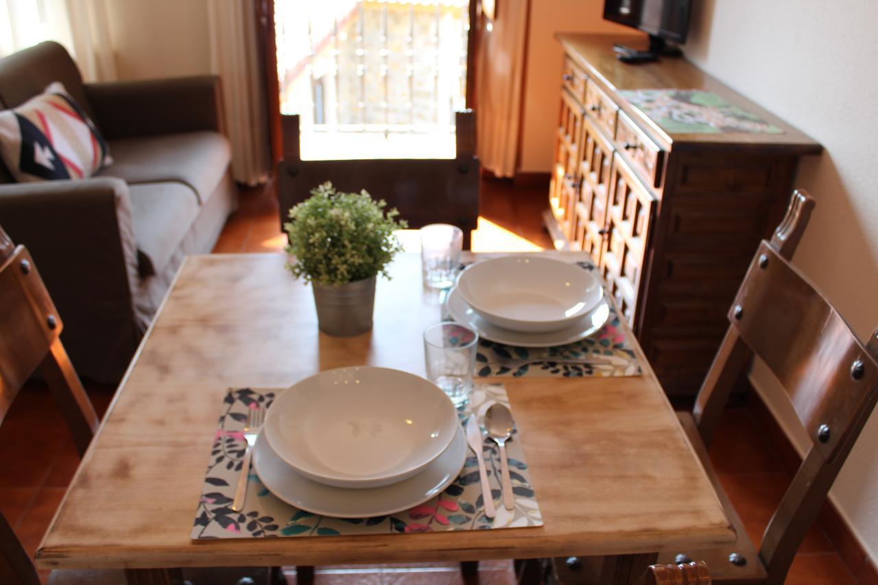 Apartamentos Los Hidalgos Santillana del Mar Exteriör bild