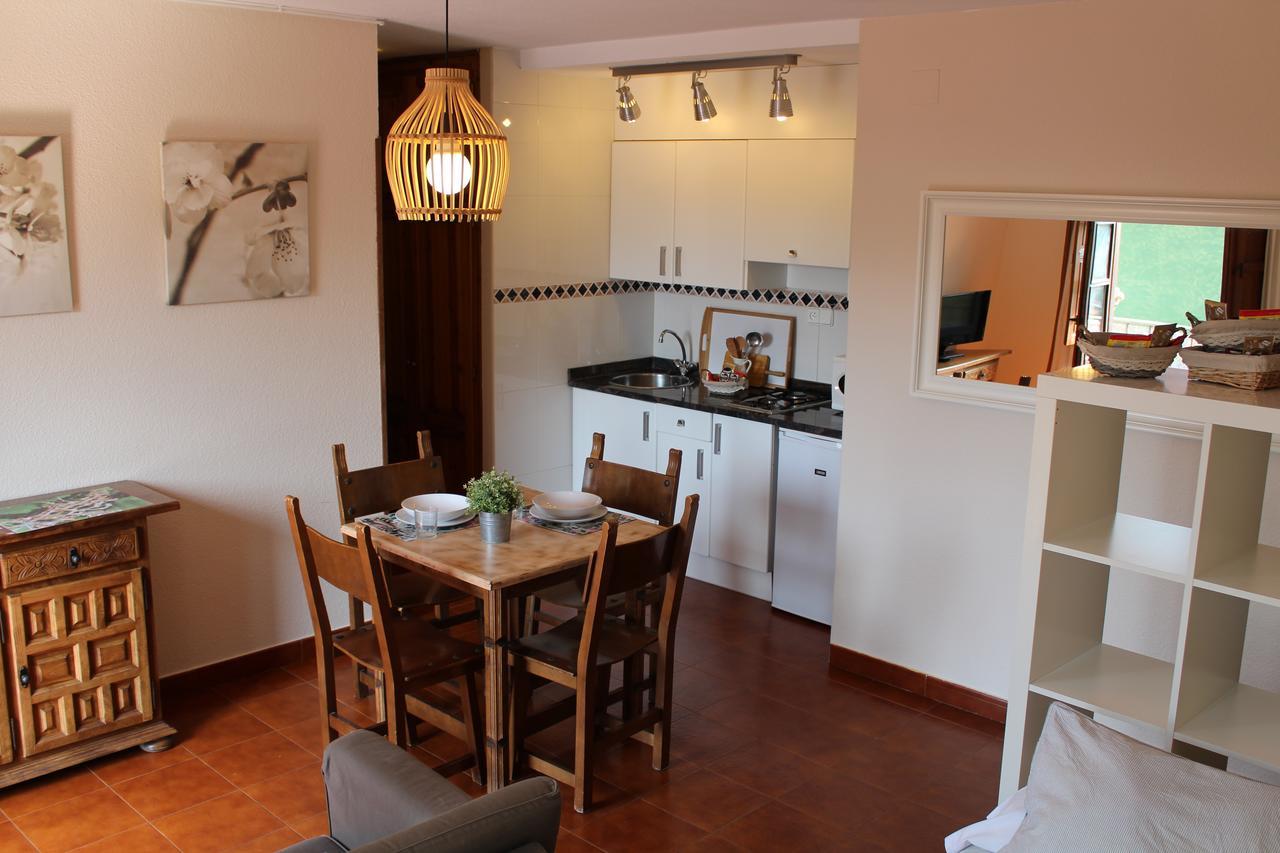 Apartamentos Los Hidalgos Santillana del Mar Exteriör bild