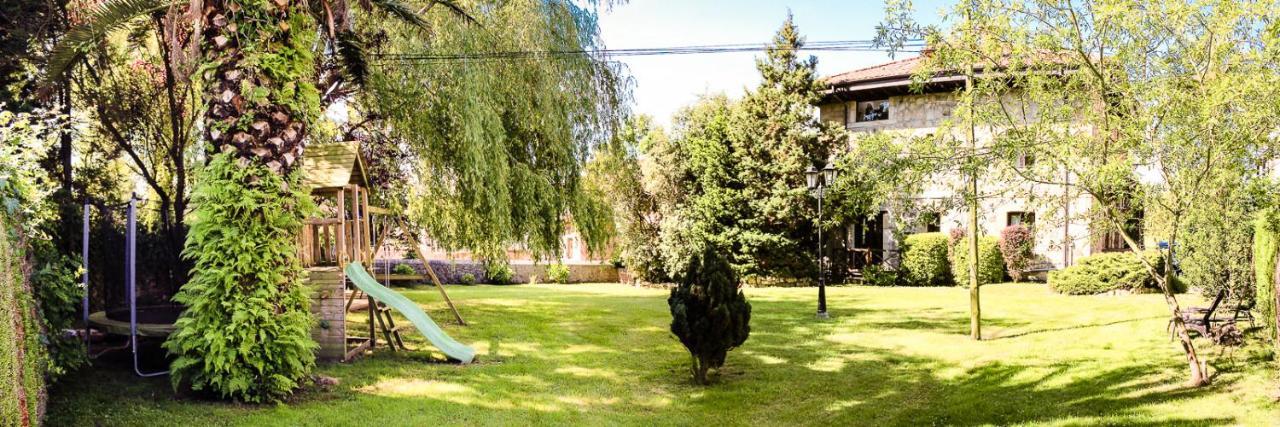 Apartamentos Los Hidalgos Santillana del Mar Exteriör bild